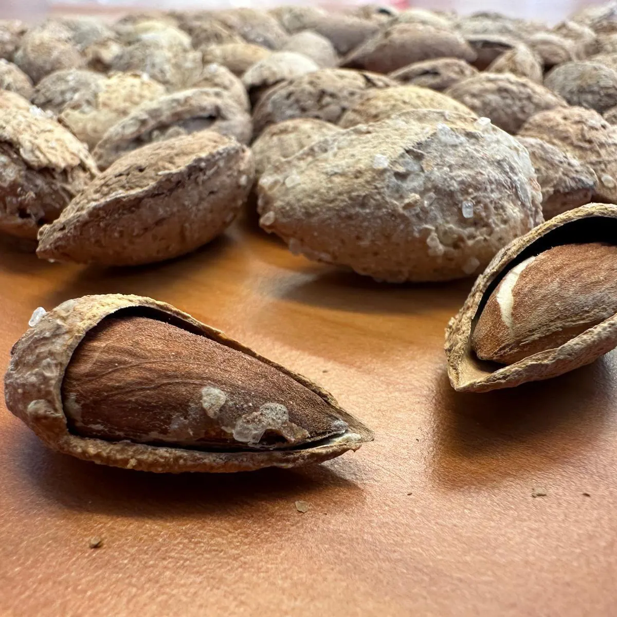 baddamm-1 Gesalzene Mandeln – Bild 1